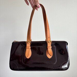 LOUIS VUITTON Vernis Rosewood Avenue Shoulder Bag Amarante